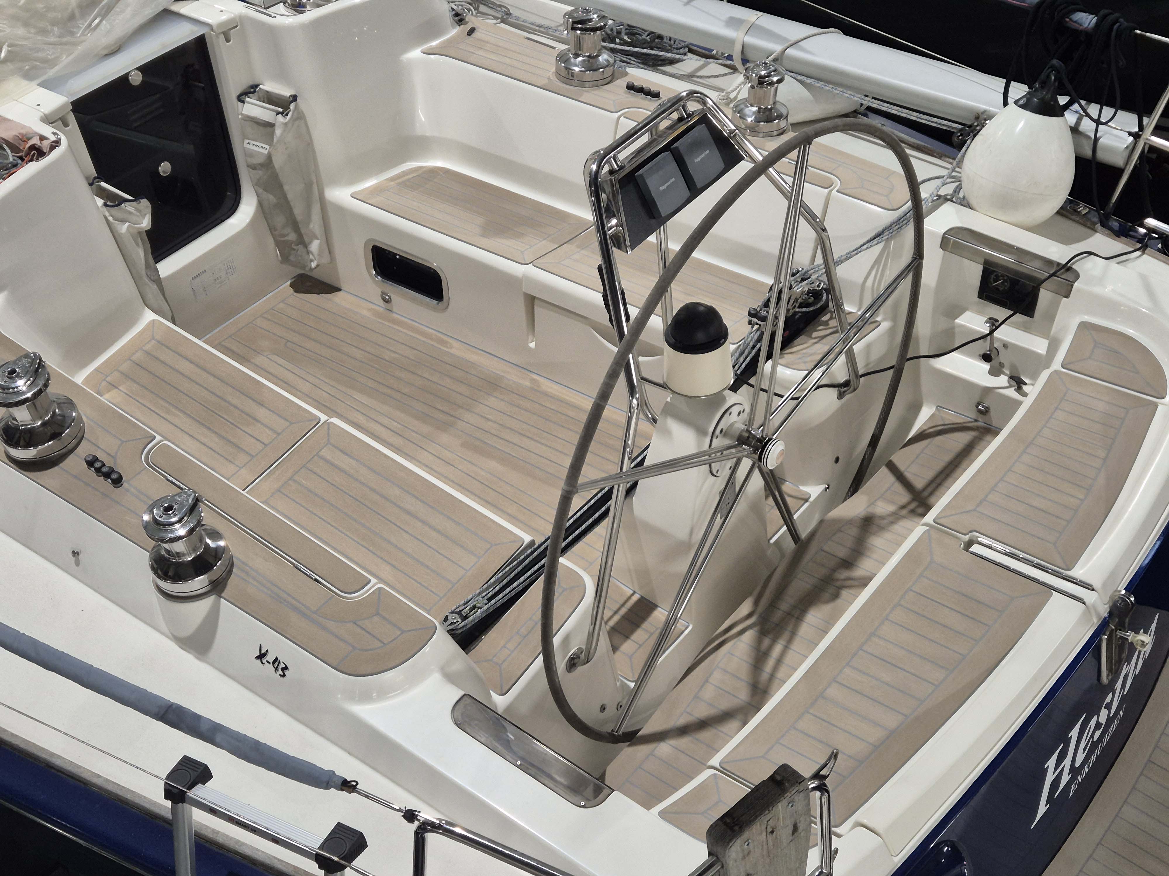 X-Yachts X-43 - Topdek synthetic teak colour Weathered Grey